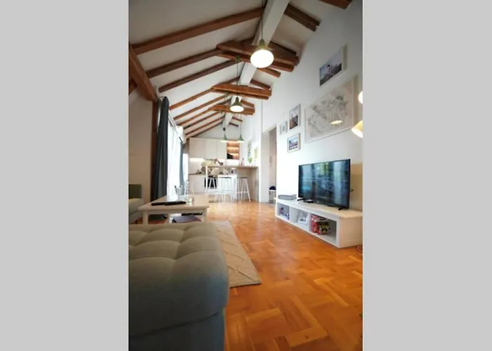 Modern Loft With Balcony In The Heart Of Sofia